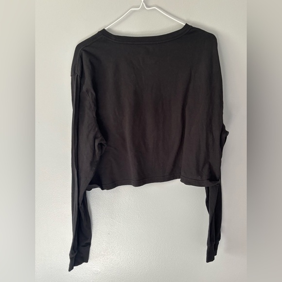 Wrangler women’s long sleeve crop top. XL. Beth Dutton - Picture 3 of 6